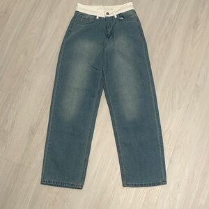 SHEIN Relaxed Fit Jeans in Blue and White size 4